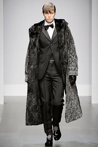 Gianfranco Ferre / - 2010-2011